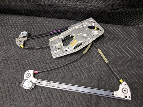 BMW E39 5-Series Front Right Window Regulator With Motor 51338236860