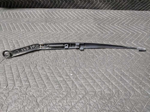 BMW E46 3-Series Left Driver Windshield Wiper Arm 61617003931