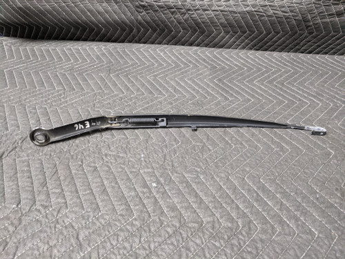 BMW E46 3-Series Left Driver Windshield Wiper Arm 61618225993