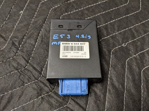 BMW E46/E53/E60/E61/E63/E64/E65/E66/E67/E83 Adaptive Headlight Control Unit 61356934837 BMW E46/E53/E60/E61/E63/E64/E65/E66/E67/E83 Adaptive Headlight Control Unit 61356934837