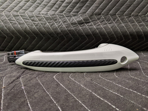 BMW F01/F02/F03/F04/F06/F07/F10/F11/F12/F13 Exterior Door Grab Handle Left Front 51217231931