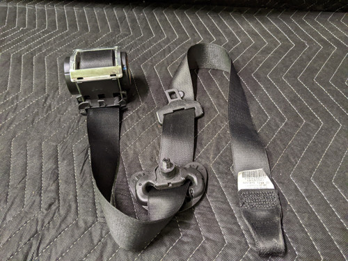 BMW E63 6-Series Front Left Seat Belt Upper Schwarz 72119143305