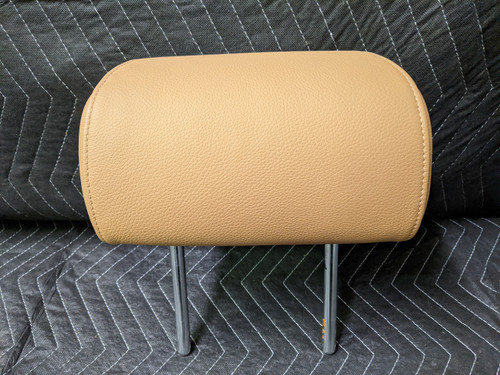 BMW E60/E61 5-Series Rear Headrest Dakota Leather Naturbraun 52209126175