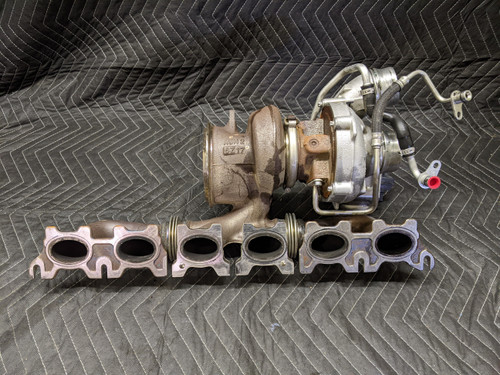 BMW G30 5-Series B58 Engine Turbocharger Exhaust Manifold 33K Miles 7643147