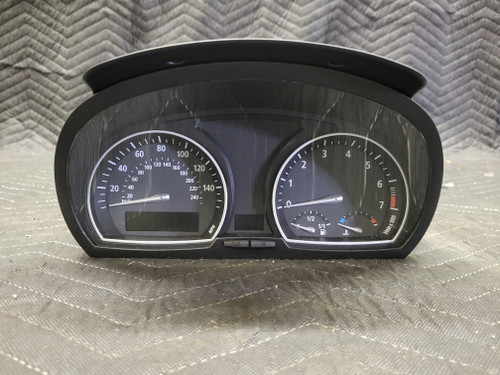 BMW E83 X3 Instrument Cluster Auto 62113413132