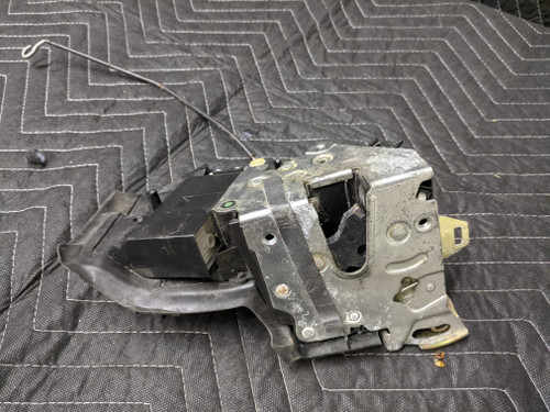 BMW E38 7-Series Door Latch Left Front 8235111