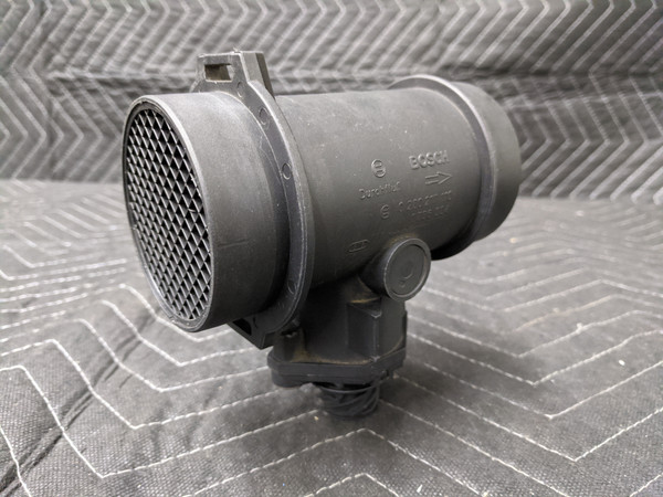 BMW E31/E36/E38 Mass Air Flow Sensor MAF Bosch 0280217110 13621736224