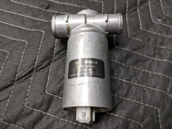 BMW E34/E36/E38/E39/E46/E53/E60/E3/E85 T-Shape Idle Air Control Valve Bosch 0280140545 13411738981