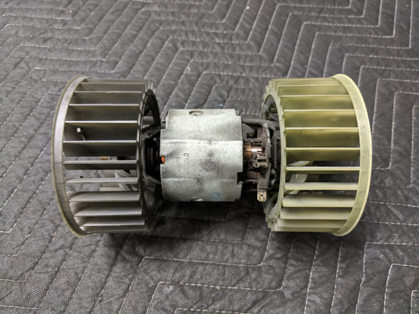 BMW E30 3-Series Blower Motor Heater Fan Bosch 0130111110