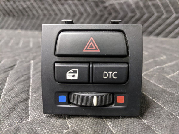 BMW E90/E91/E92/E93 3-Series Hazard Central Lock DTC Switch 61319132421