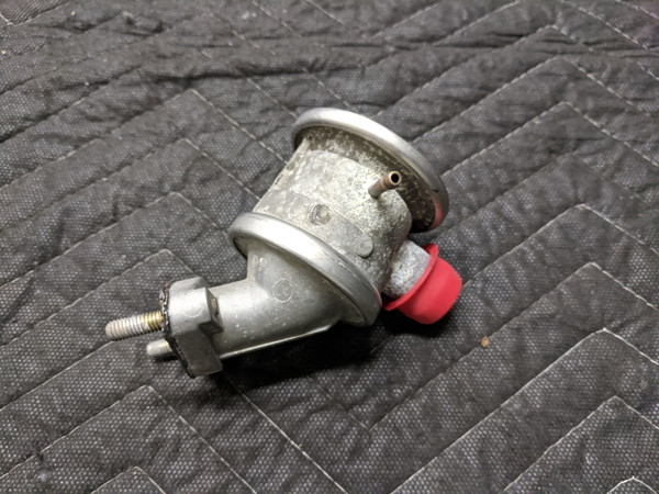 BMW E31/E38 7-Series 8-Series M73 V12 Secondary Air Injection Control Valve Cylinders 7-12 11721704258