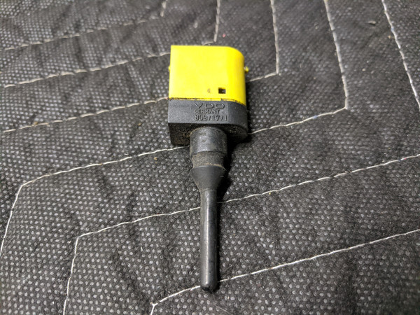 BMW E34 5-Series Outside Temperature Sensor 8350187