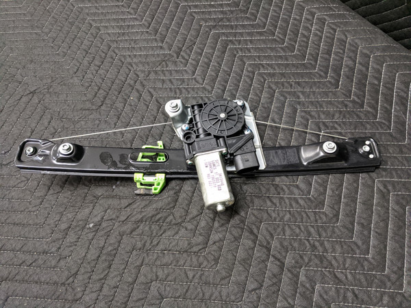 BMW E90/E91 3-Series Rear Left Window Regulator With Motor 51357140589