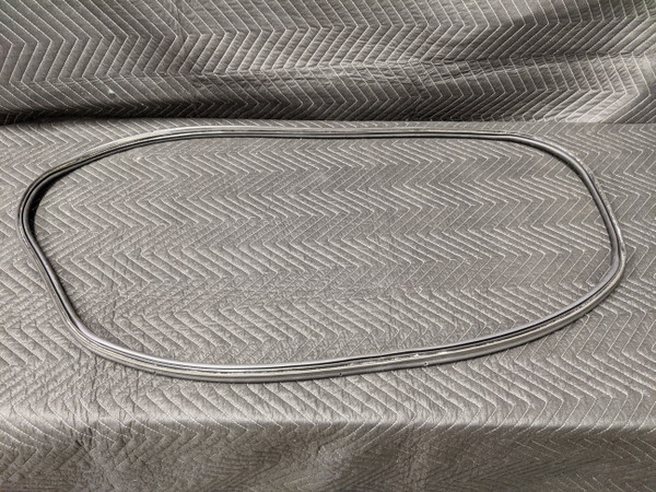 BMW E64 6-Series M6 Trunk Lid Gasket 7039762