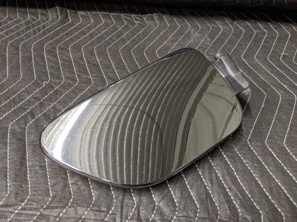 BMW E63/E64 6-Series M6 Fuel Filler Gas Door Sapphire Black 51177009382