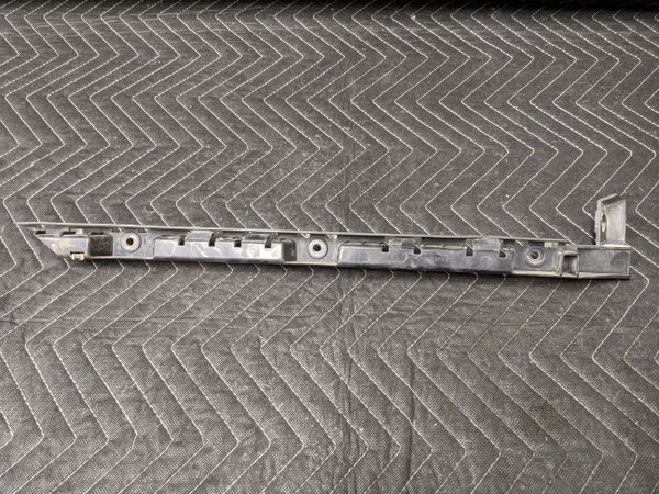 BMW E65/E66/E67 7-Series ALPINA B7 Bumper Cover Bracket Rear Left 51127135607