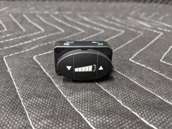 BMW E60/E61/E63/E64E90/E92/E93 M3 M5 M6 SMG DCT Drivelogic Button 61317835039