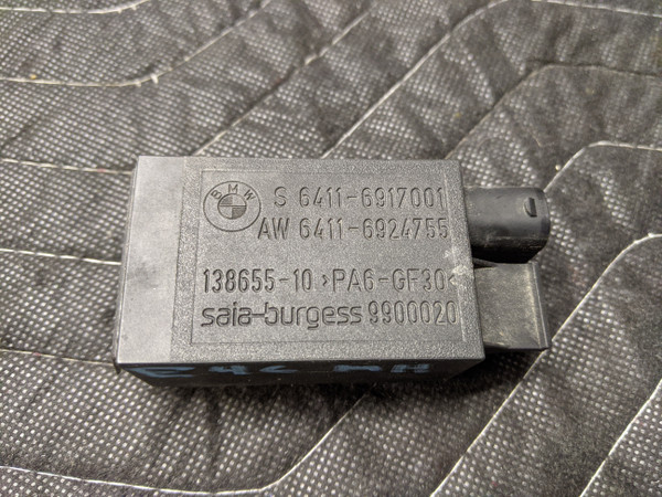 BMW E31/E32/E36/E38/E39/E46/E53/E83/E85/E86 AUC Climate Control Sensor Sensor 64116917001