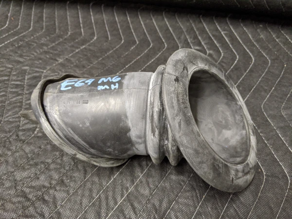 BMW E60/E61/E63/E64 5-Series 6-Series Steering Shaft Sleeve 32306767788