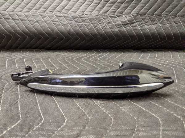 BMW F01/F02/F03/F04/F06/F07/F10/F11/F12/F13 Exterior Door Handle Left 51217231929