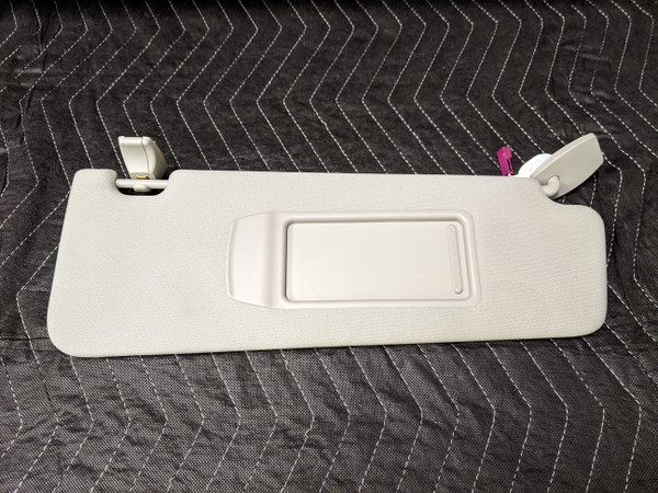 BMW F07 5-Series GT Right Sun Visor Everest Grau 51167225918