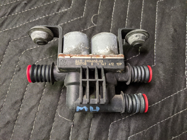 BMW E60 5-Series Heater Water Valve 64116906652