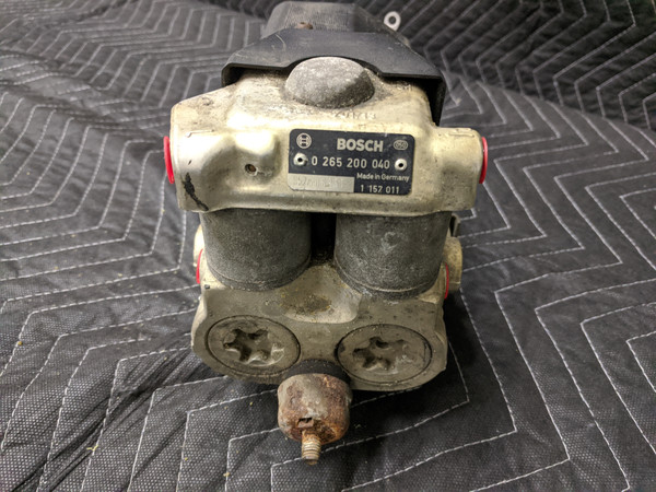 BMW E30 ABS Brake Pump Module Bosch 34511157011