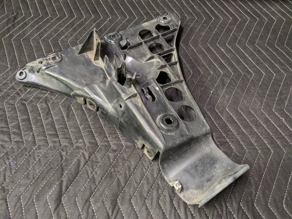 BMW E60 M5 Rear Bumper Mount Right 51127895752