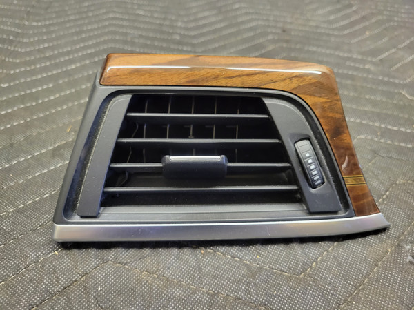BMW F30/F31 3-Series BMW F30/F31 3-Series Dashboard Walnut Wood Trim W/ Inlay 51459249114