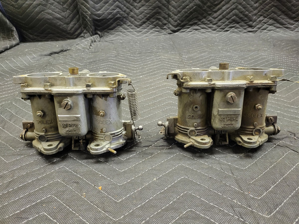 BMW E10 2002 M10 SOLEX 40 PII-4 Dual Carburetor Pair