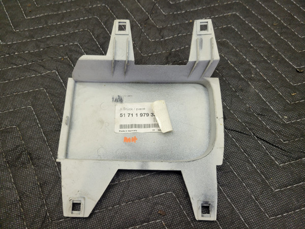 BMW E30 51711979322 | recycleBMWs.com | Used BMW Parts