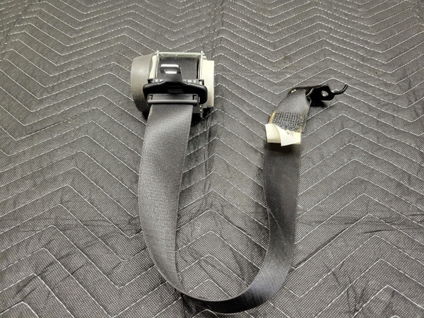 BMW F25/F26 X3 X4 Rear Right Upper Seat Belt Schwarz 72117266552