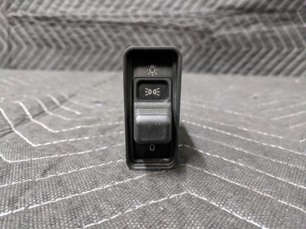 BMW E34 5-Series Headlight Lamp Switch 61311384005