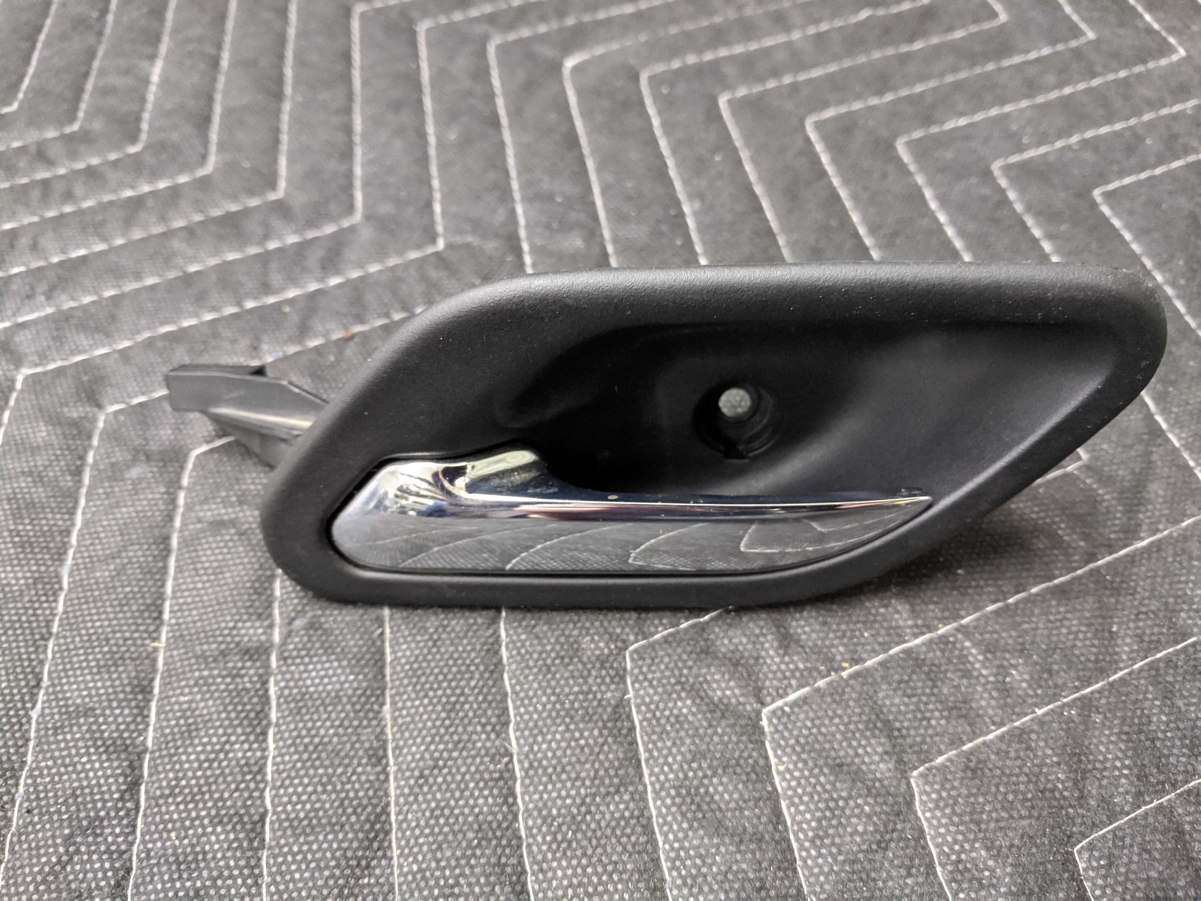 BMW E38/E39 5-Series 7-Series Door Handle Inside Left Drivers