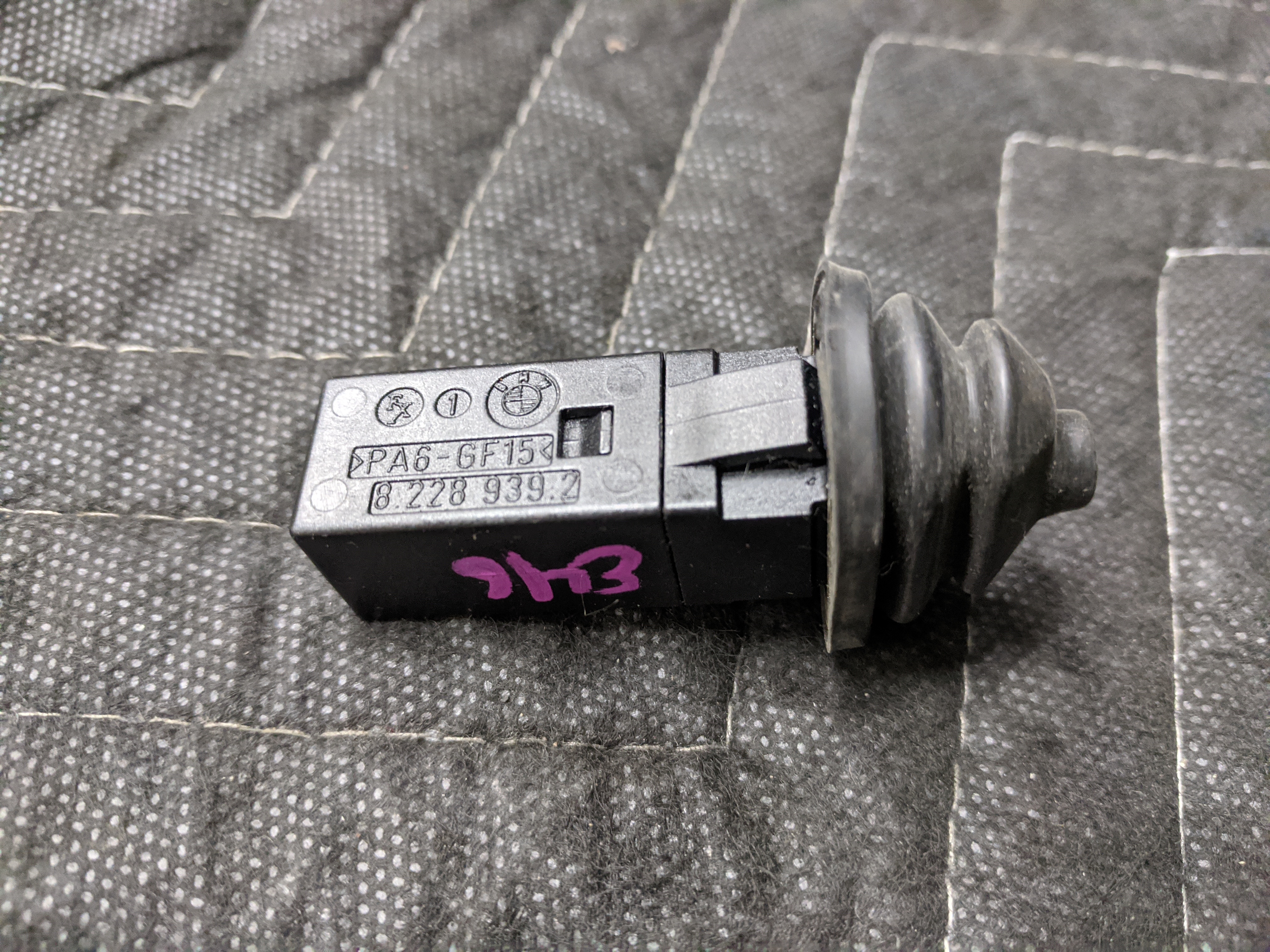 emi（感謝） Amazon.com: kmdiesel 0928400627 Fuel Injection Pressure