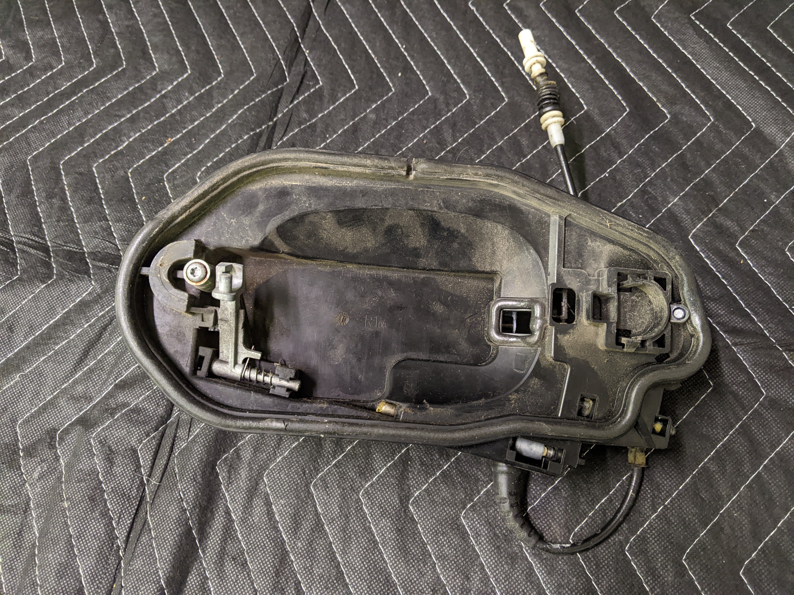 BMW E60 51217199556 | recycleBMWs.com | Used BMW Parts