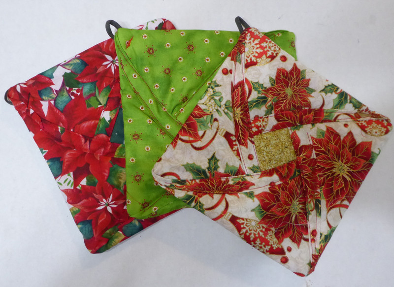 Christmas Poinsettia Green Quilted Hot Pad Pot Holders Kitchen