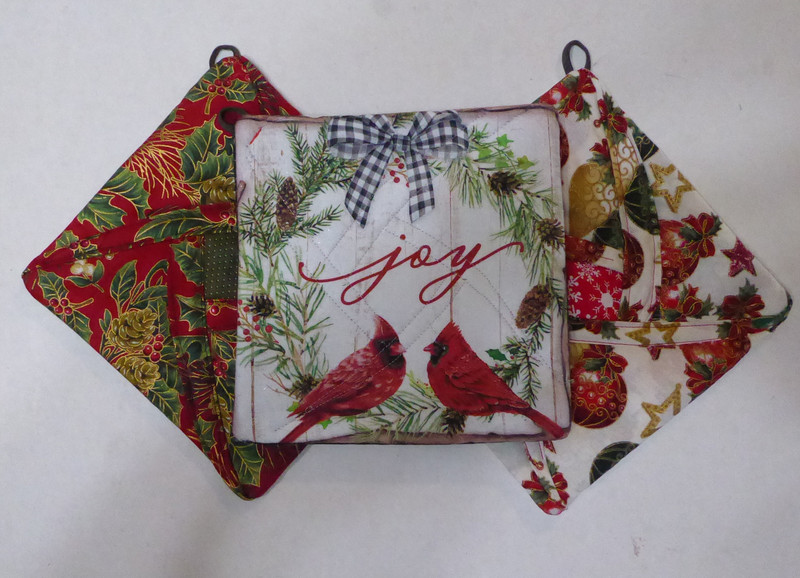 Christmas Joy Quilted Hot Pad Pot Holders Kitchen
