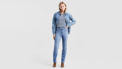 39252-0028 Womens Levi Jeans Classic Fit Bootcut Lapis Awe