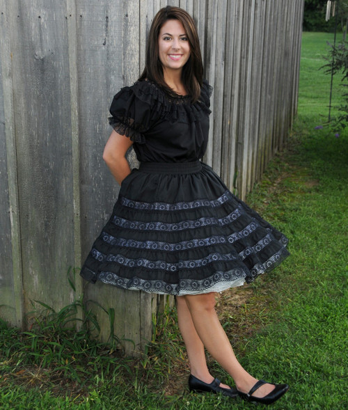 636X Fiesta Tiered Lace Skirt 