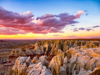 Coal Mine Canyon is a Hidden Gem in the Desert