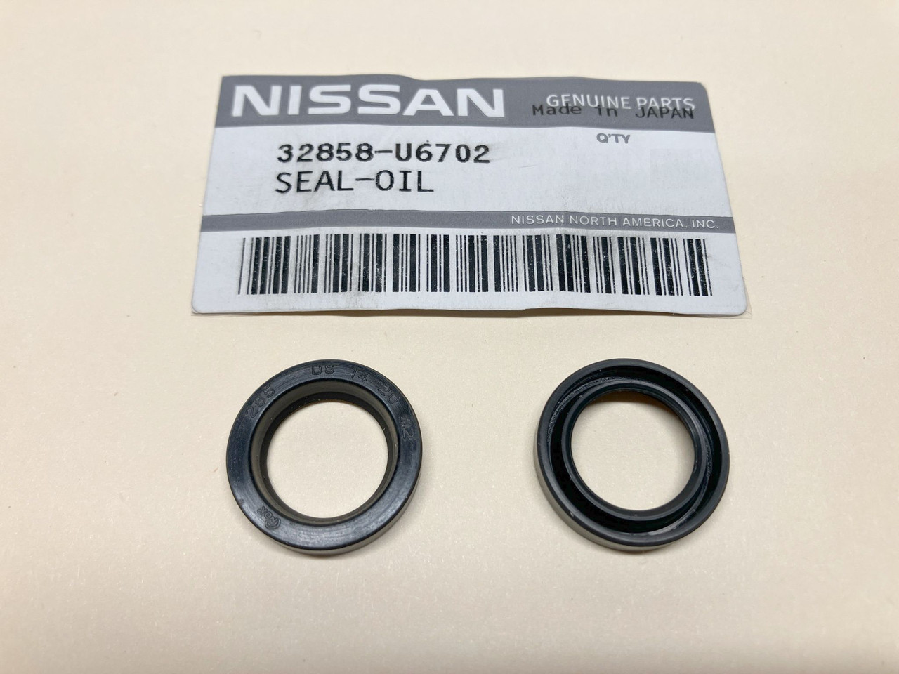 Shifter Selector Shaft Seal Fits Many Datsun Nissan Transmissions