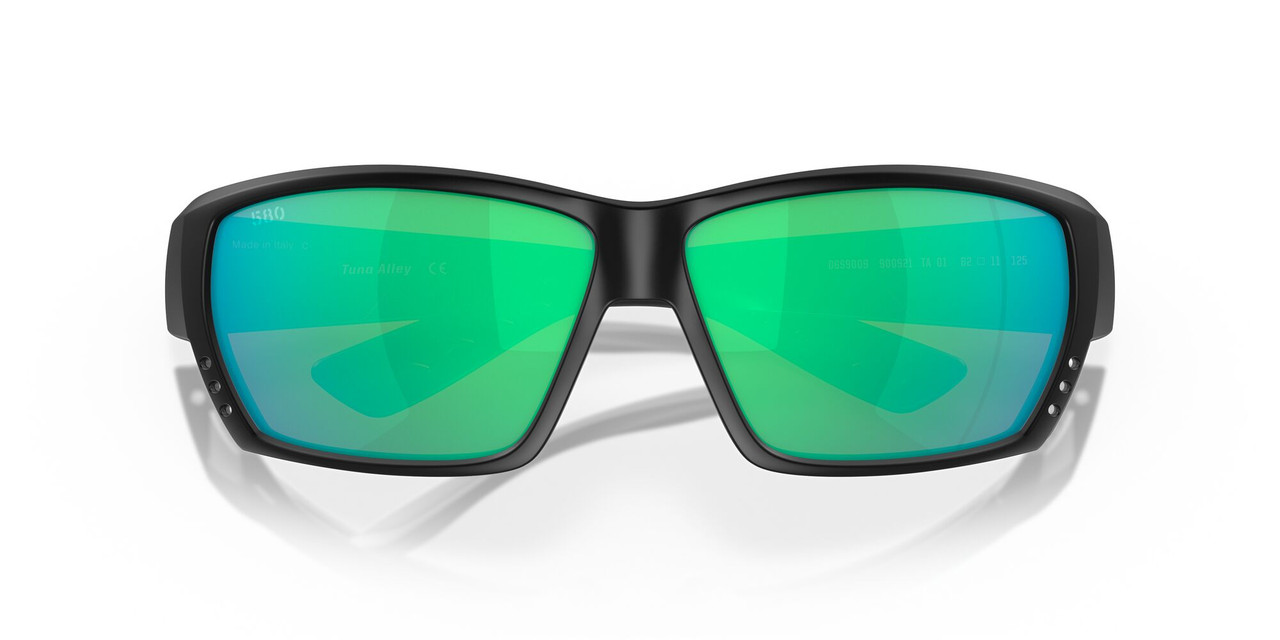 Close Up View of Costa Del Mar Tuna Alley Sunglass Black Blackout/Polarize Green Mirror 580G 62mm