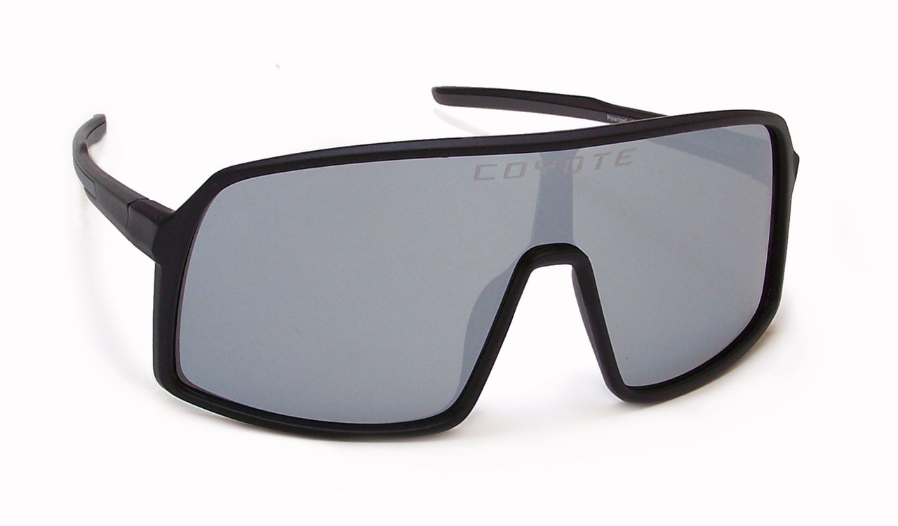 Coyote MAMBA Matte Black / Silver Mirror, main product view with visible Coyote lens marking.