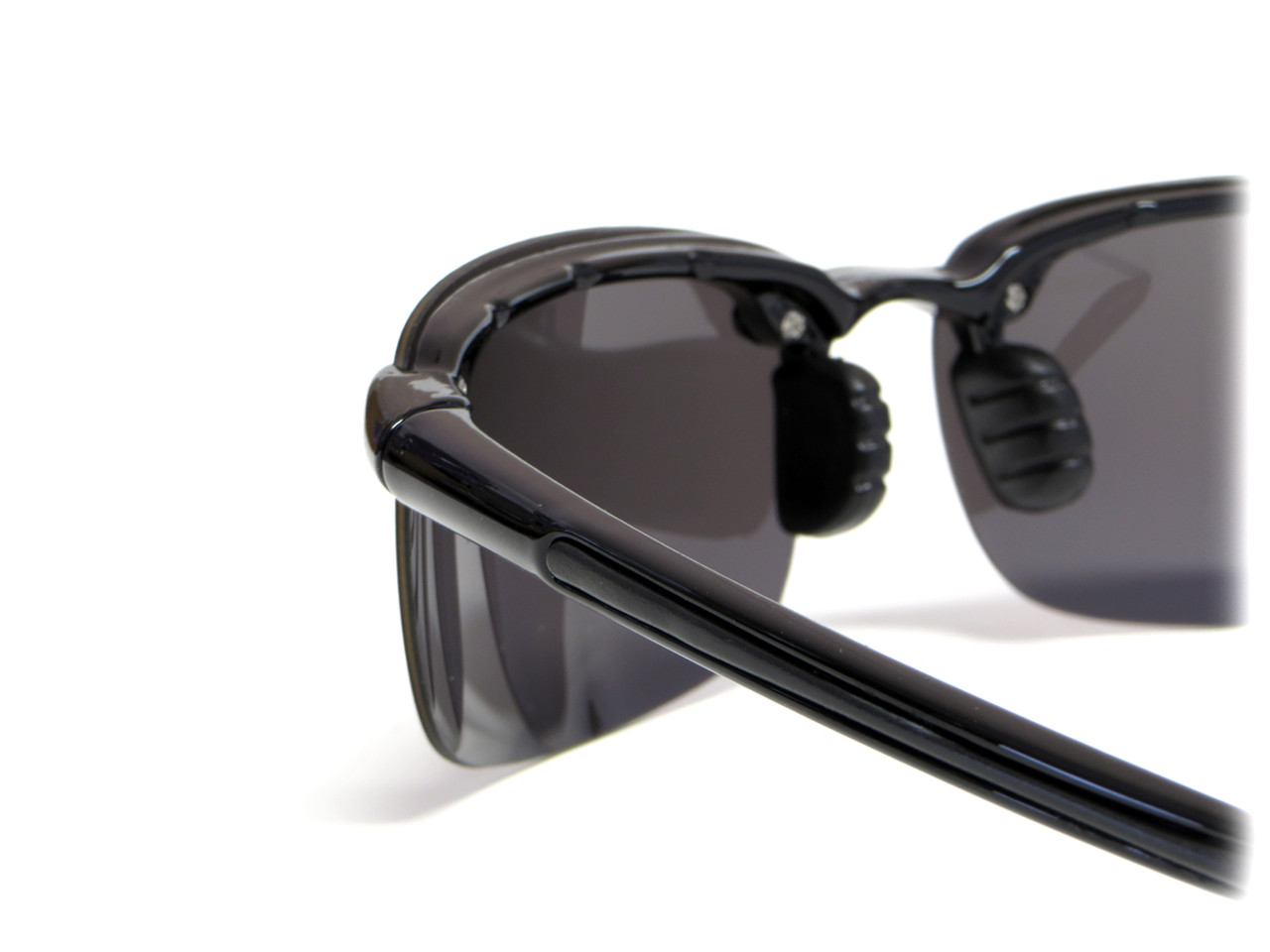 Grand Banks 8339 Polarized Sunglasses in Black & Grey