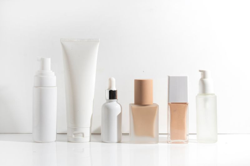 Everything You Need To Know About Covering Acne With Makeup Everything You Need To Know About Covering Acne With Makeup