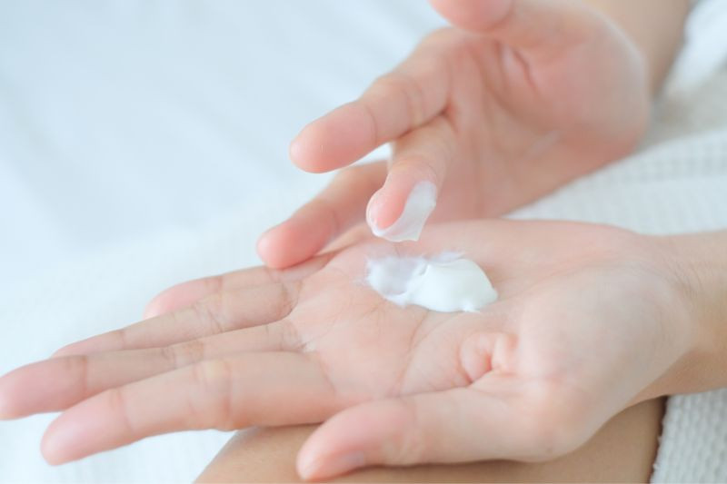 Why Moisturizer Helps Oily Skin Just as Much as Dry Skin