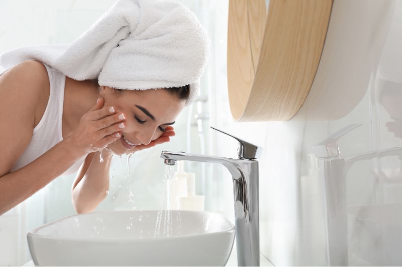 How To Tell if You’re Overwashing Your Face