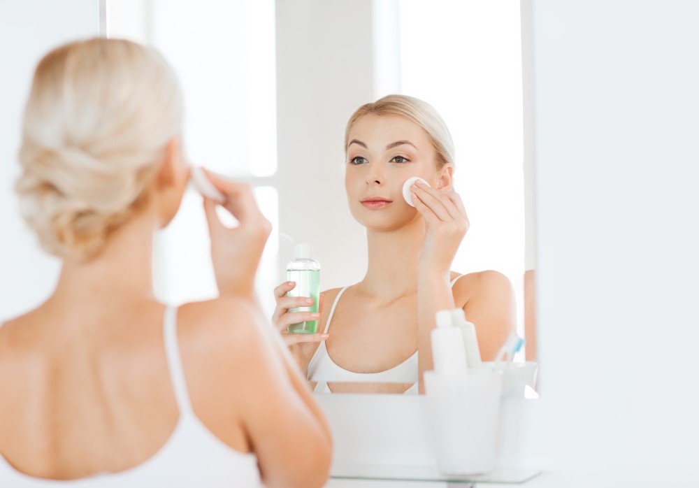 HowTo Guide on Using Toner in Your Skincare Routine Jil Goorman Beauty