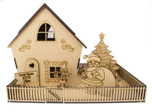 WWCrafts Wooden Gingerbread House & Festive Garden Kit